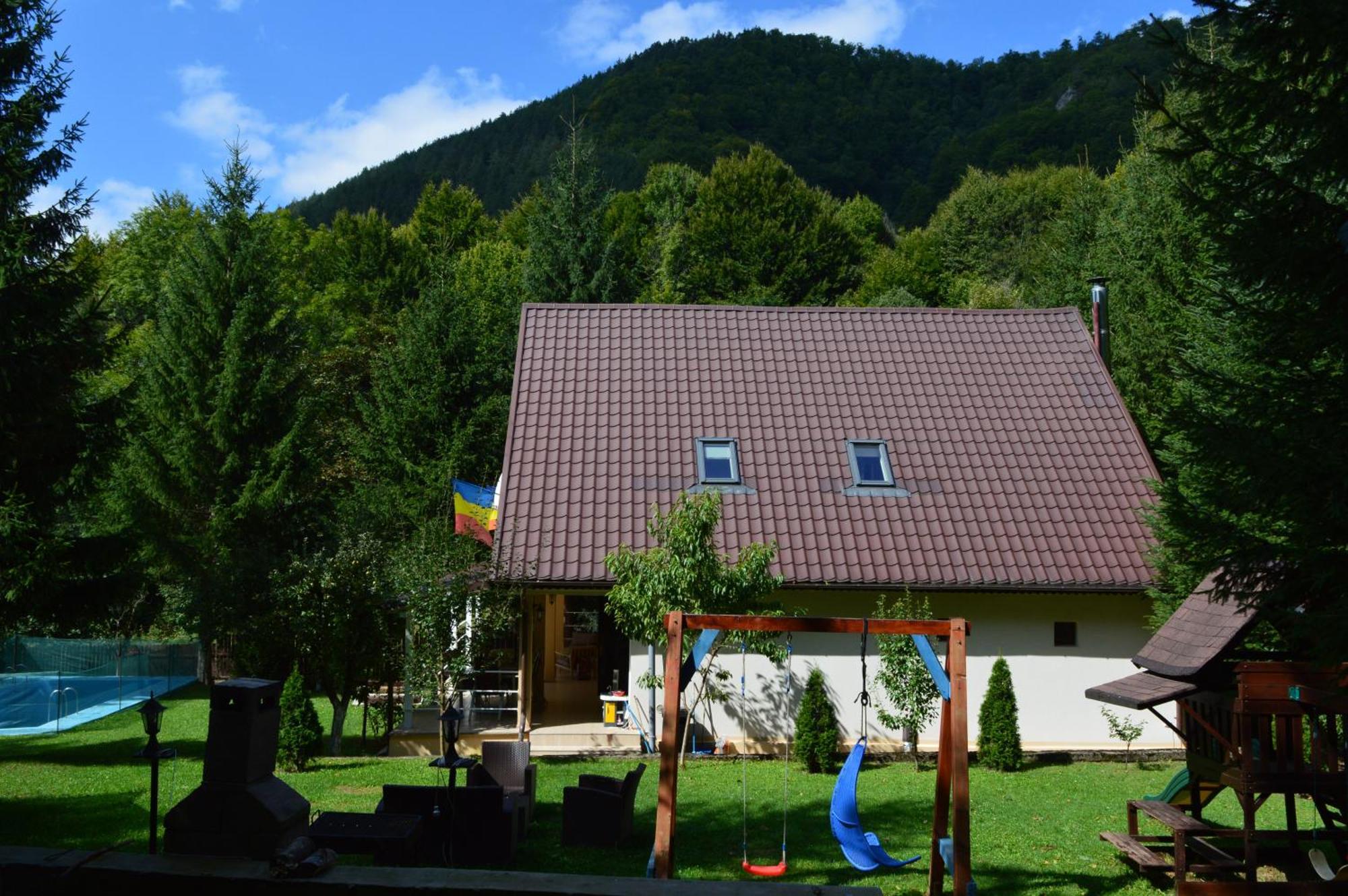 Hotel Casa Aris Lepsa Vrancea Exterior foto