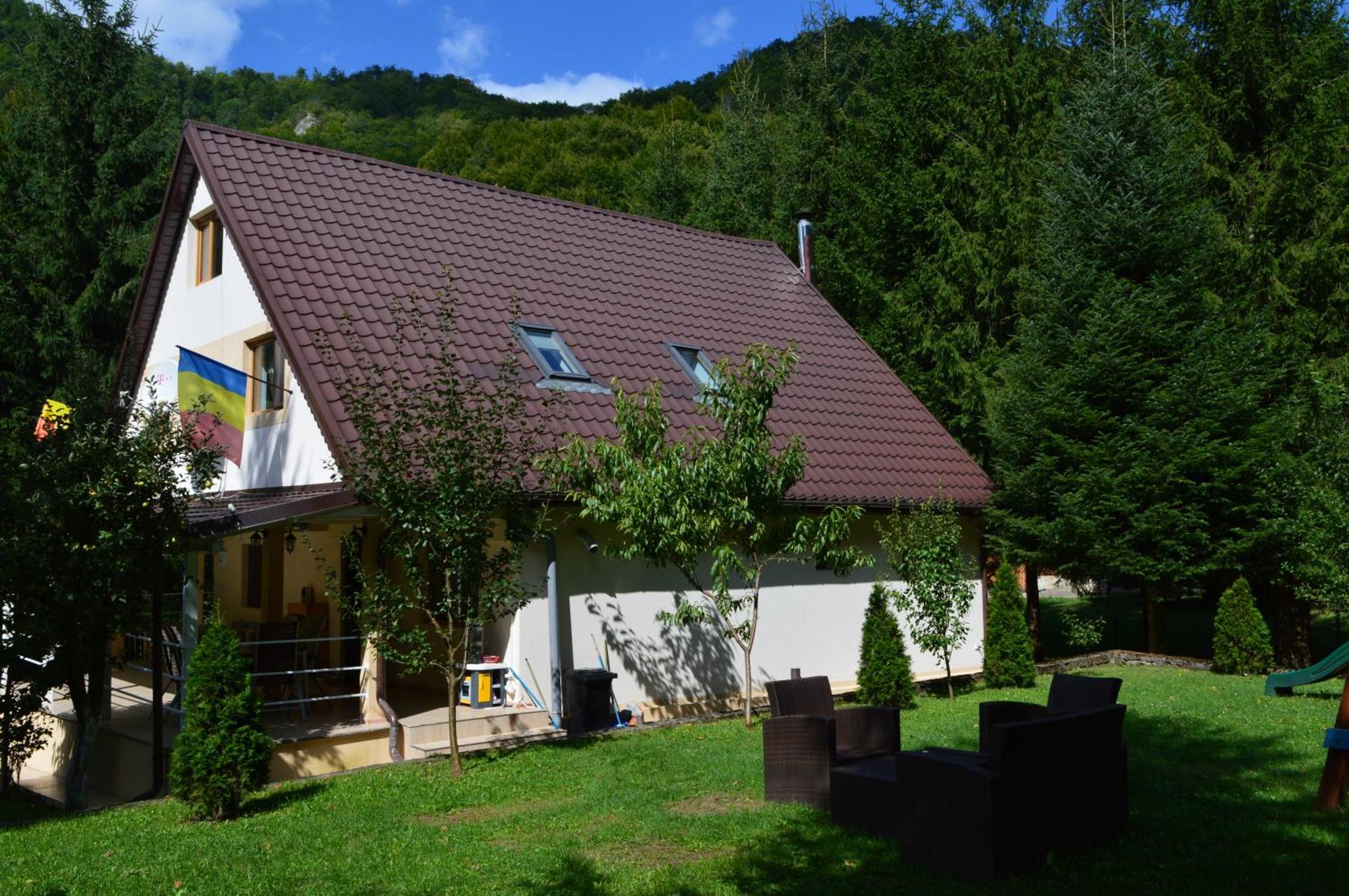 Hotel Casa Aris Lepsa Vrancea Exterior foto