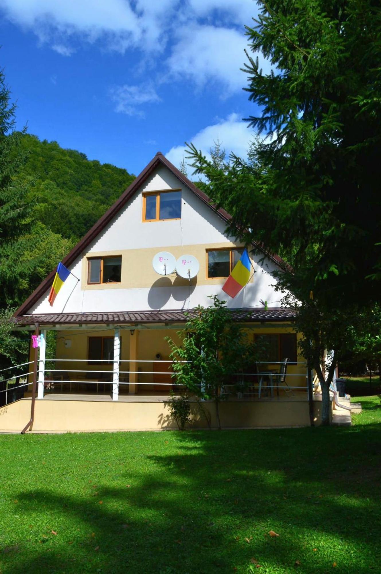 Hotel Casa Aris Lepsa Vrancea Exterior foto
